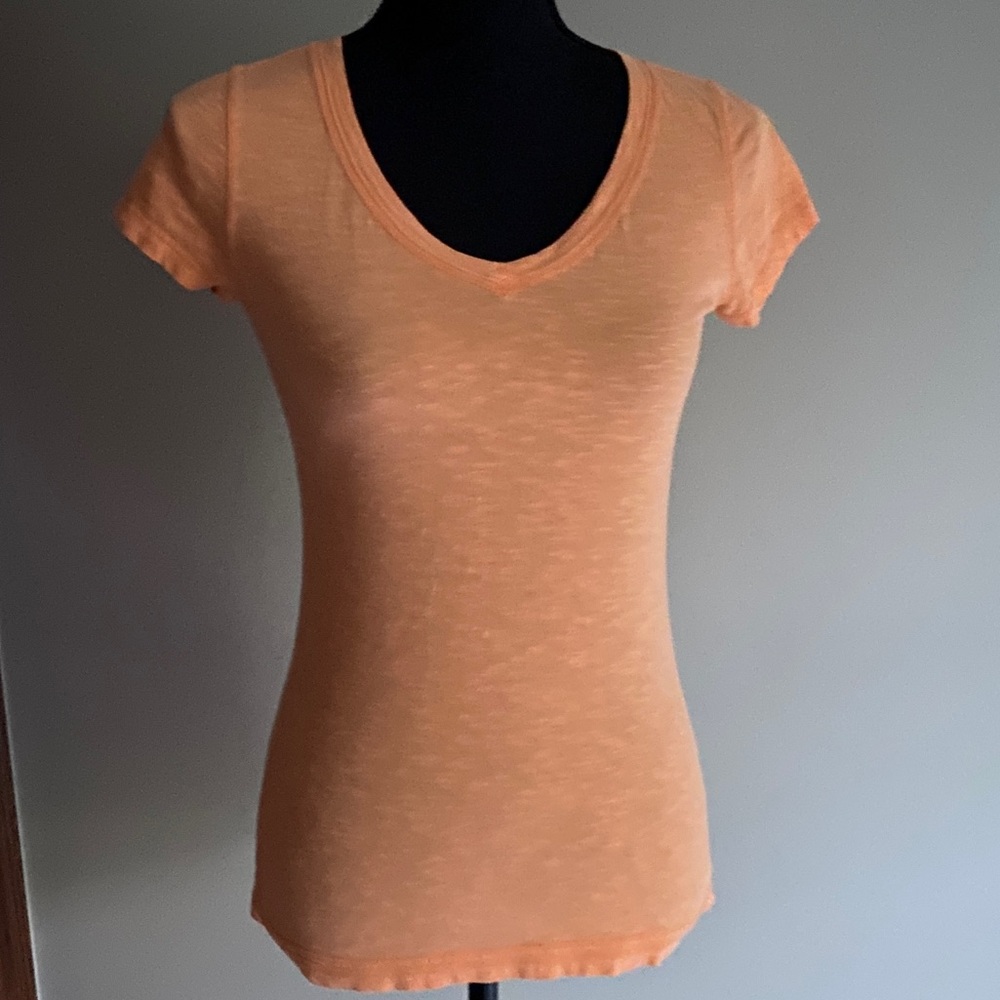 Sonoma peach V-neck Tee